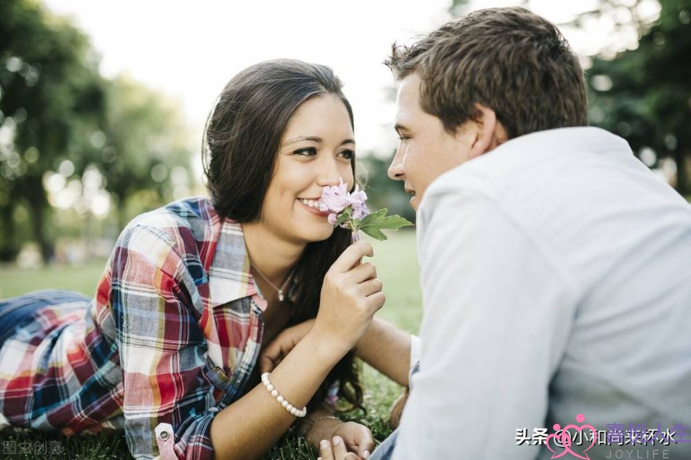 婚前看了男同伙的聊天记载，收现他战前女友纠葛没有浑，剖断往了病院