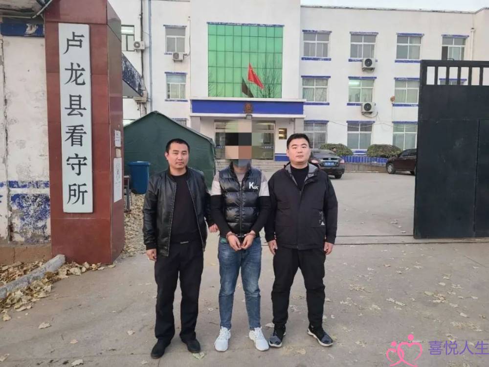 秦皇岛一小伙分足后供复开被拒，喜砸前女友汽车